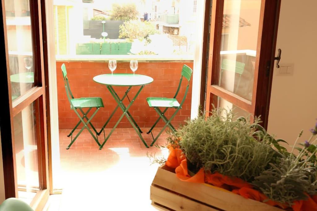 Cozy Coastal Gateway Appartement Ostia Buitenkant foto