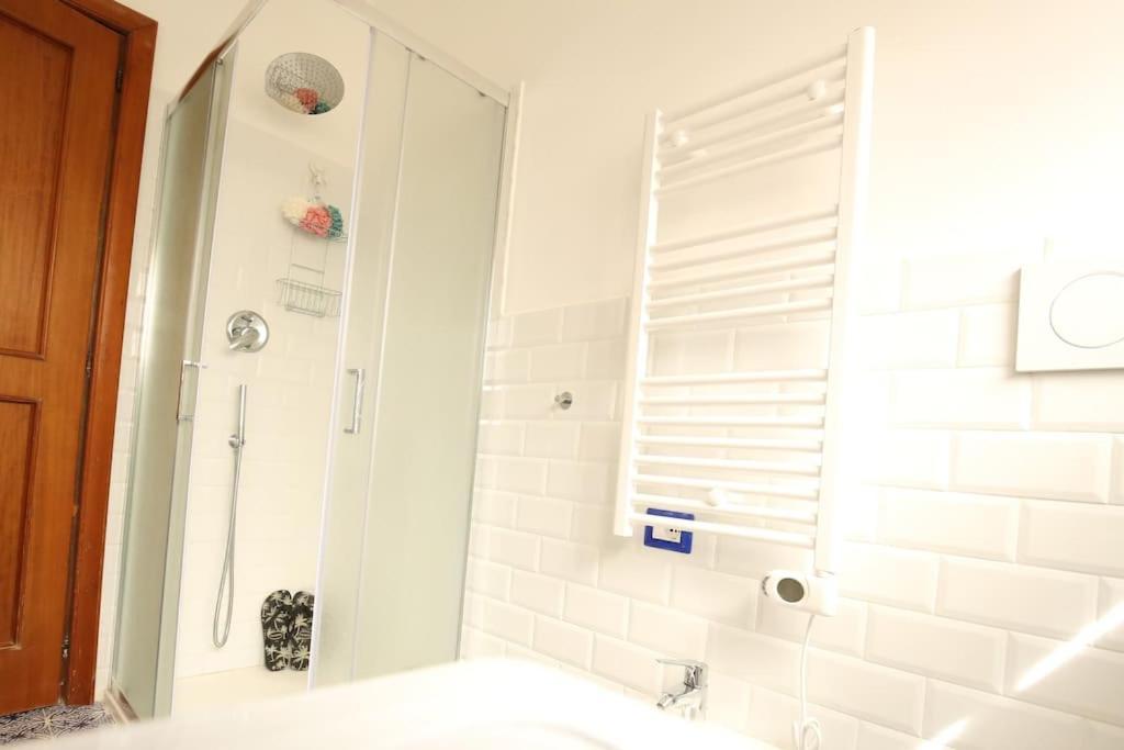 Cozy Coastal Gateway Appartement Ostia Buitenkant foto